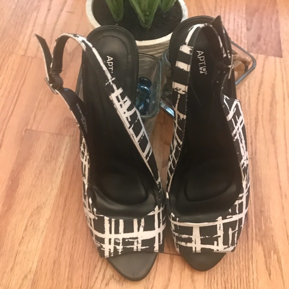 Apt.9 Arden Geo Print Slingback Heels - Picture 5 of 8